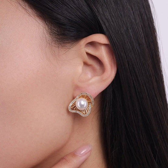 Lotus design sparkling pearl earrings and rings