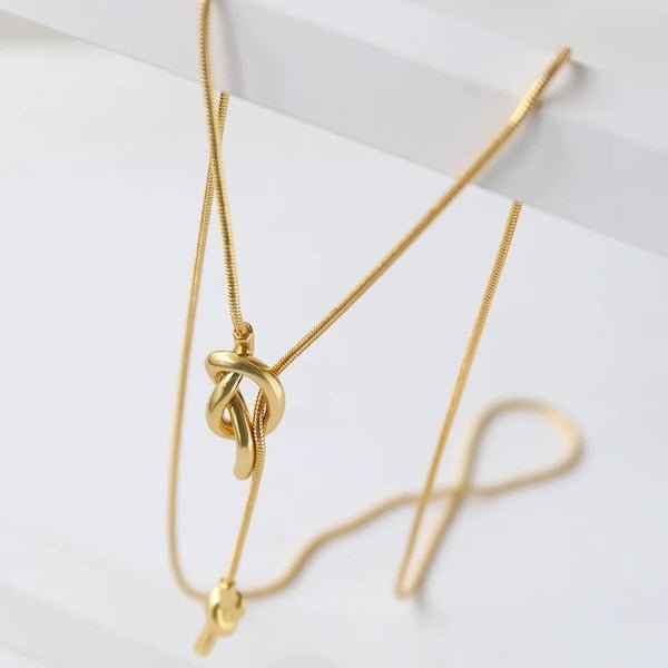 Golden Drape Long Necklace
