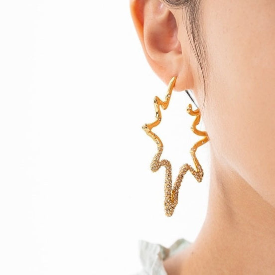 Luxurious starfish oversized hoop earrings