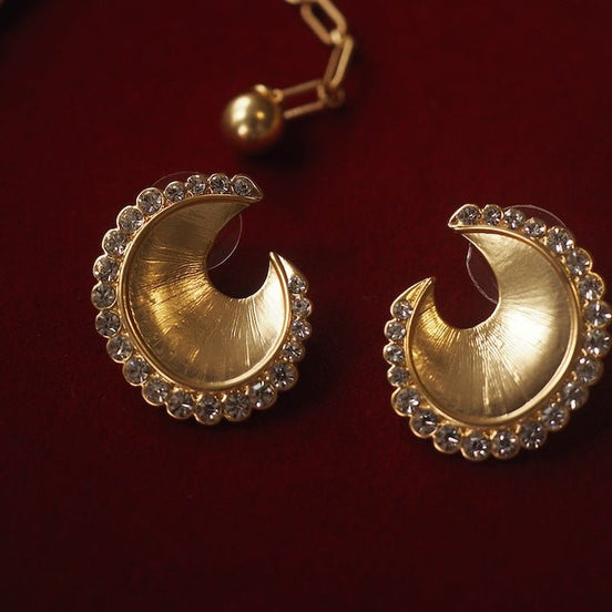 Boucles d'oreilles lune irisées style Trifari