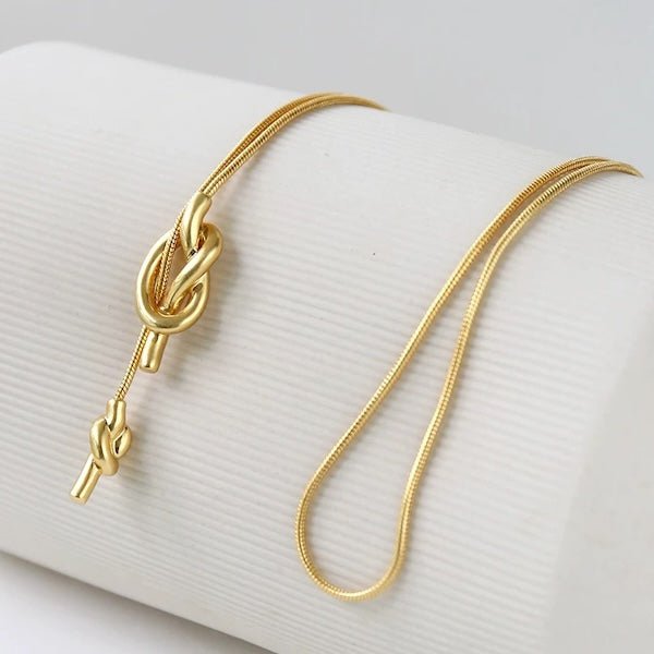 Golden Drape Long Necklace