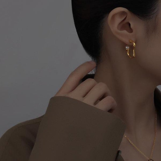 Modern vintage wavy line pearl hoop earrings