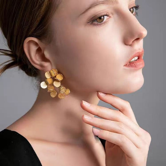 Elegant bouquet earrings
