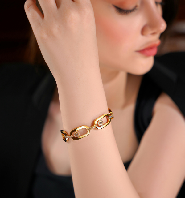 Armbänder