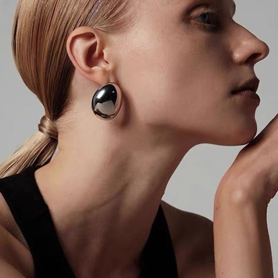 Minimalist oval eggshell stud earrings