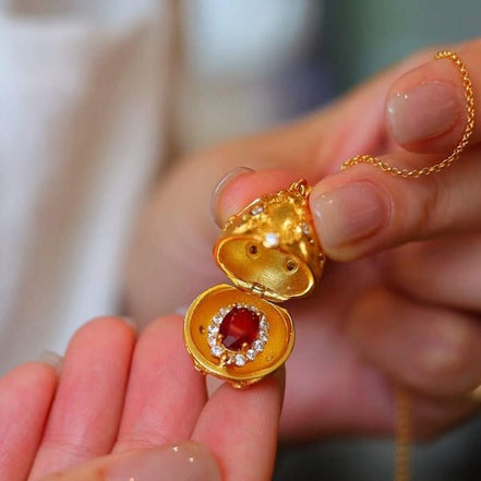 Czarina Ruby Egg