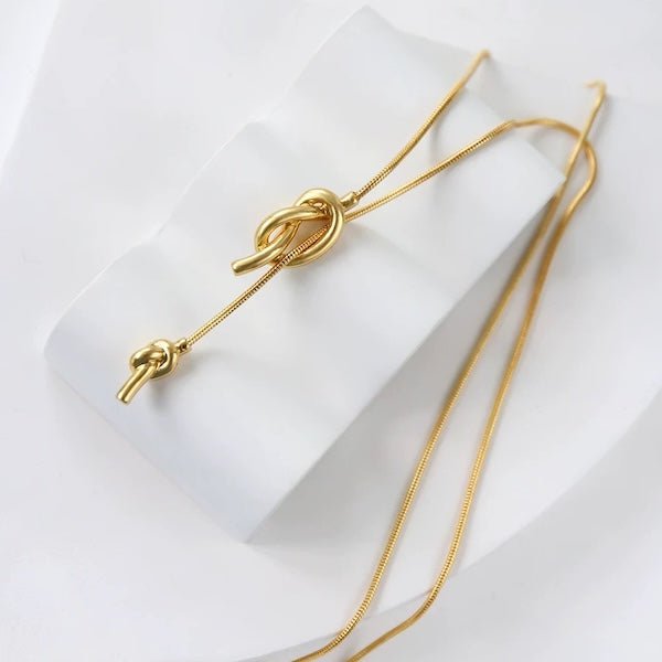 Golden Drape Long Necklace