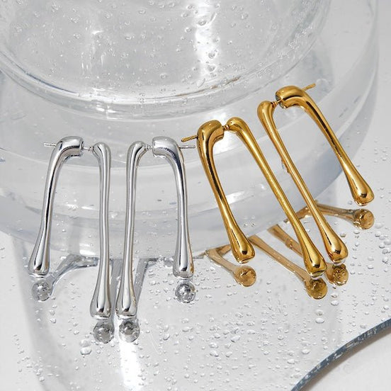 Minimalist lava earrings with a flowing design