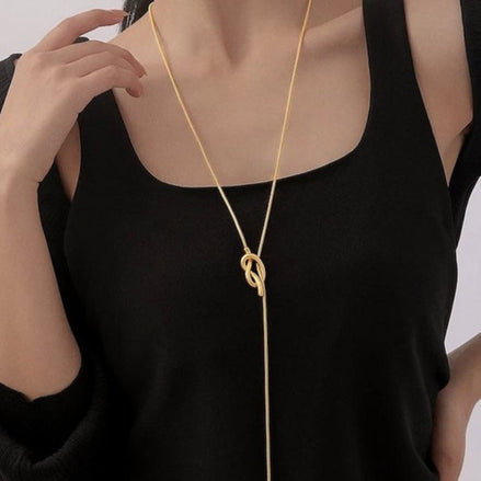 Golden Drape Long Necklace