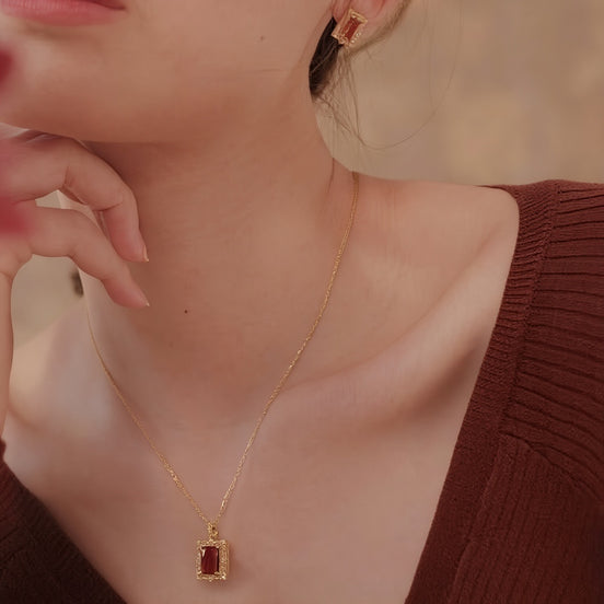 Red Agate Pendant – Gold Vermeil Necklace