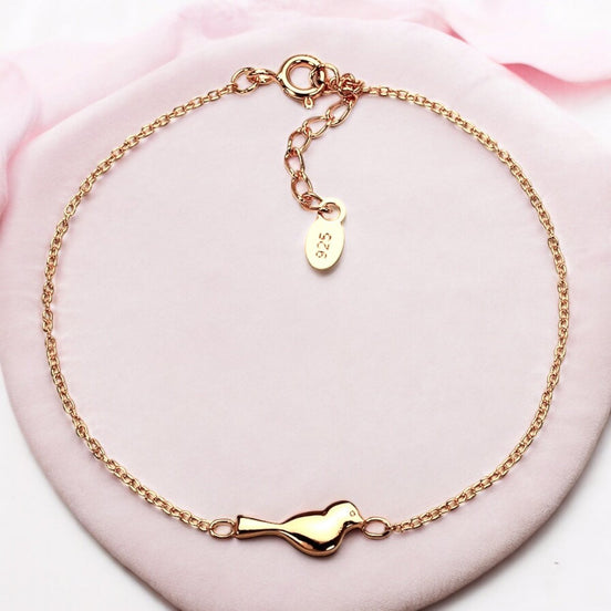 Armband mit Vogelmotiv und 18K Goldplattierung