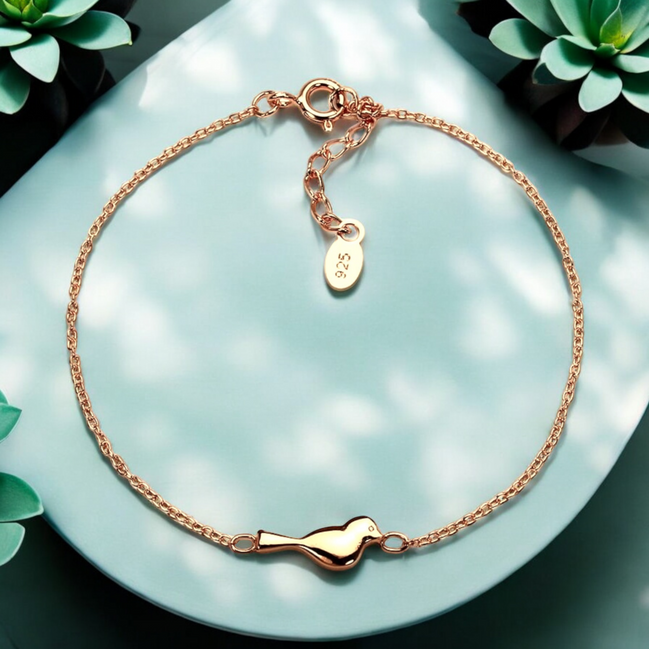 Armband mit Vogelmotiv und 18K Goldplattierung