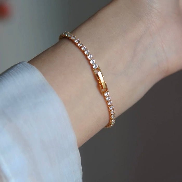 Diamanten-look_Armband_mit_Zirkoniasteinen_und_Goldvermeil
