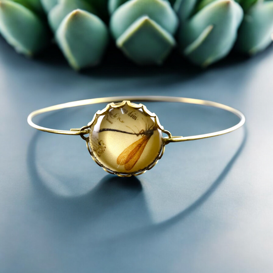 vergoldeter Armreif mit Amethyst