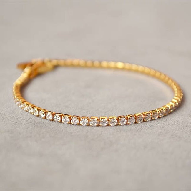 Diamanten-look, Armband mit Zirkoniasteinen und Goldvermeil