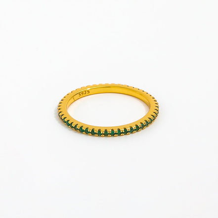 Silberring, vergoldet mit Zirkoniasteinen, ringsrum besetzt