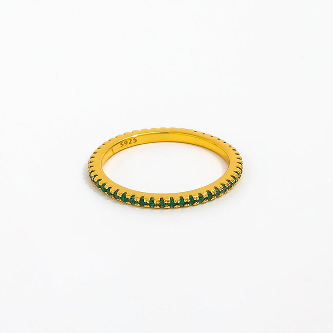 Silberring, vergoldet mit Zirkoniasteinen, ringsrum besetzt