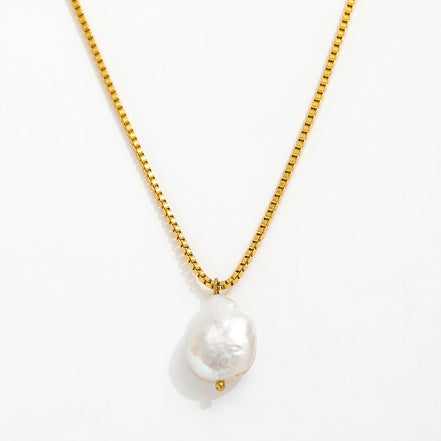 vergoldete Edelstahlhalskette, in Venezianerstil und großer Barockperle