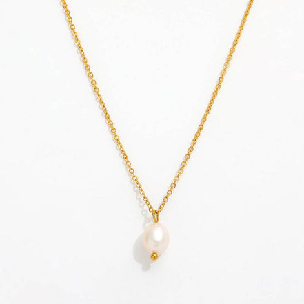vergoldete Edelstahlhalskette, mit feinem Süßwasserperlenanhänger
