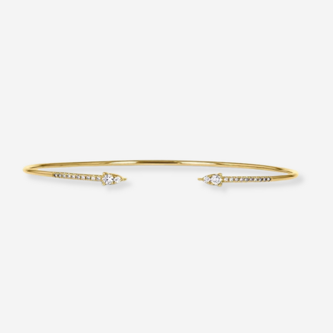 Sterling Silberarmreif vergoldet, mit dezentem Look und Zirkonen an der Öffnung