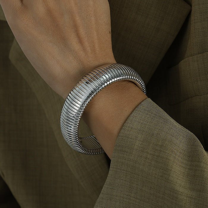 Edle Halskette aus echten Süßwasserperlen in einzigartiger Barockform