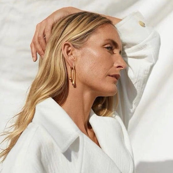 Minimalist lava earrings with a flowing design