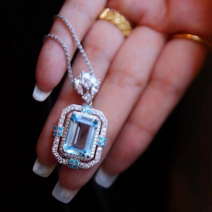 Ice Queen Anhänger